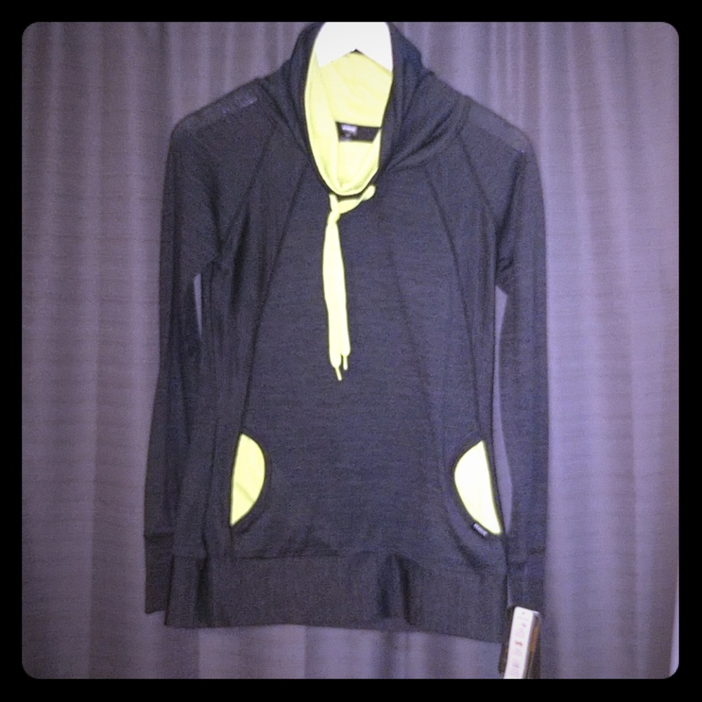 Lightweight sweatshirt